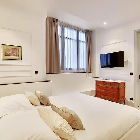 Amazing 3br8p - Place De L'etoile Appartamento Parigi