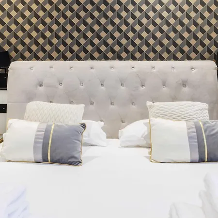 Апартаменты Amazing 3br8p - Place De L'etoile Париж