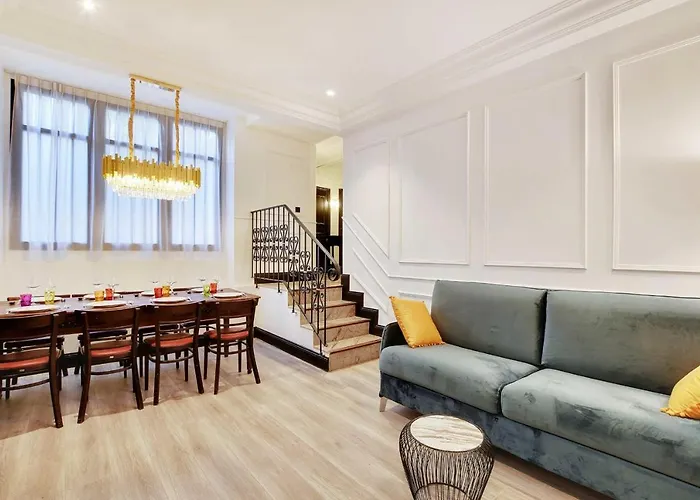 Appartamento Amazing 3br8p - Place De L'etoile Parigi