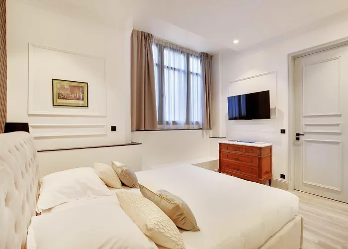 Amazing 3br8p - Place De L'etoile Appartamento Parigi