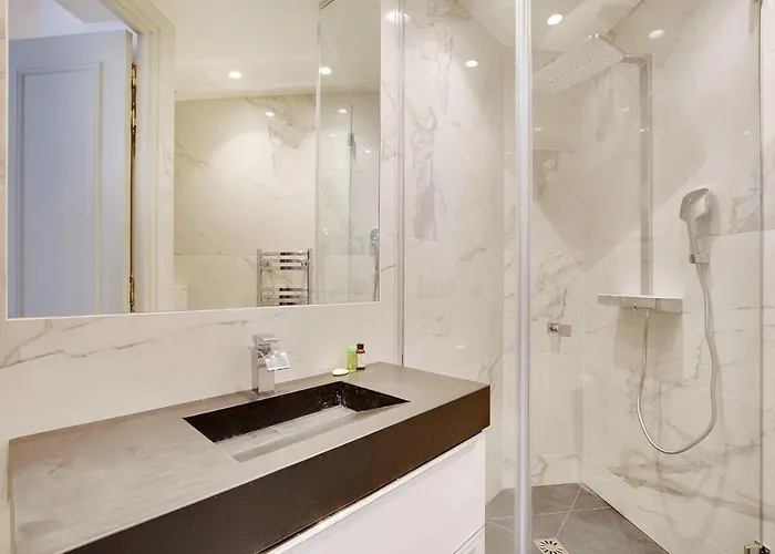 Amazing 3br8p - Place De L'etoile Parigi